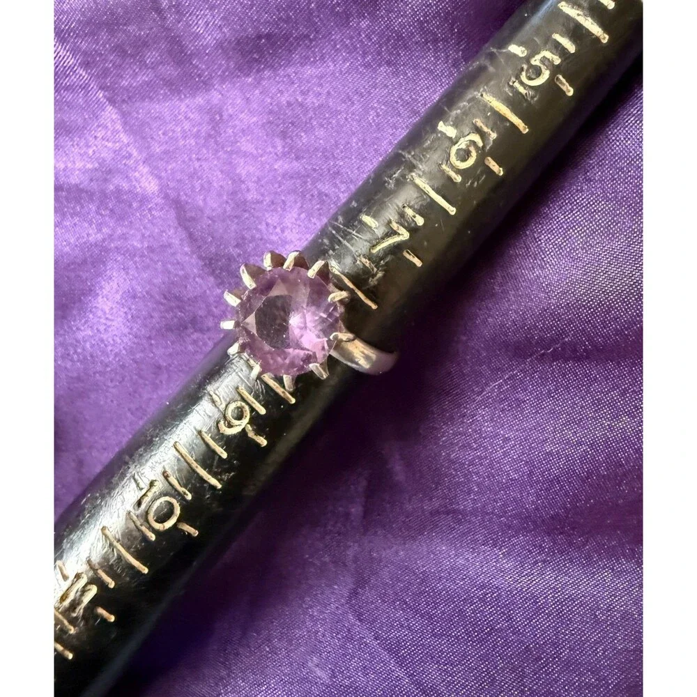 Vintage JR Signed  Mexico Prong Set Round Amethyst Sterling Silver Ring Sz 7.75